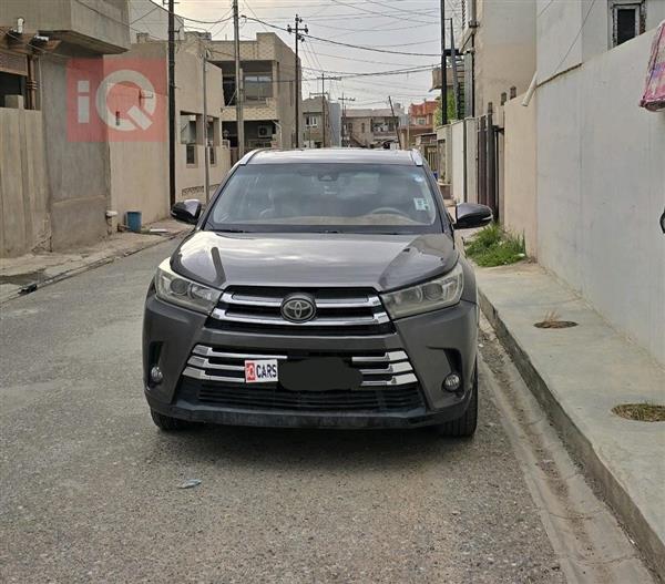Toyota Highlander 2017 for sale in Iraq - Kirkuk